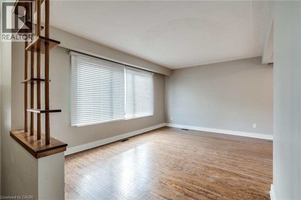 116 Mohawk Road W, Hamilton, ON