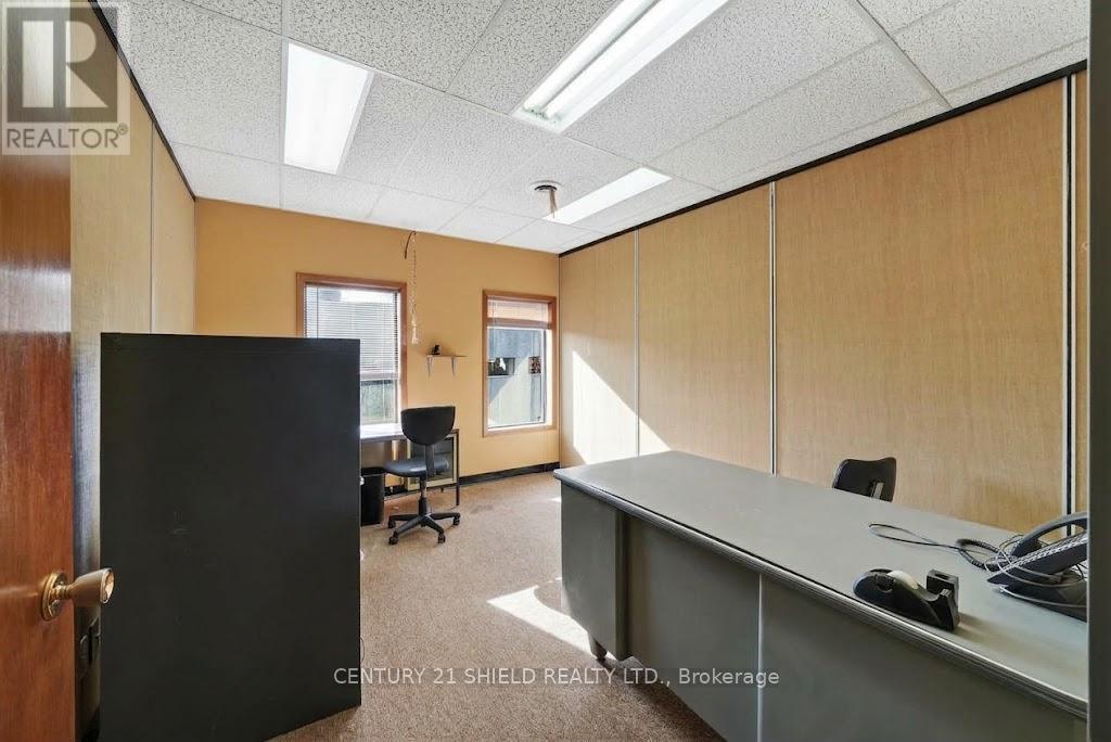 27 First Street E, Cornwall, ON