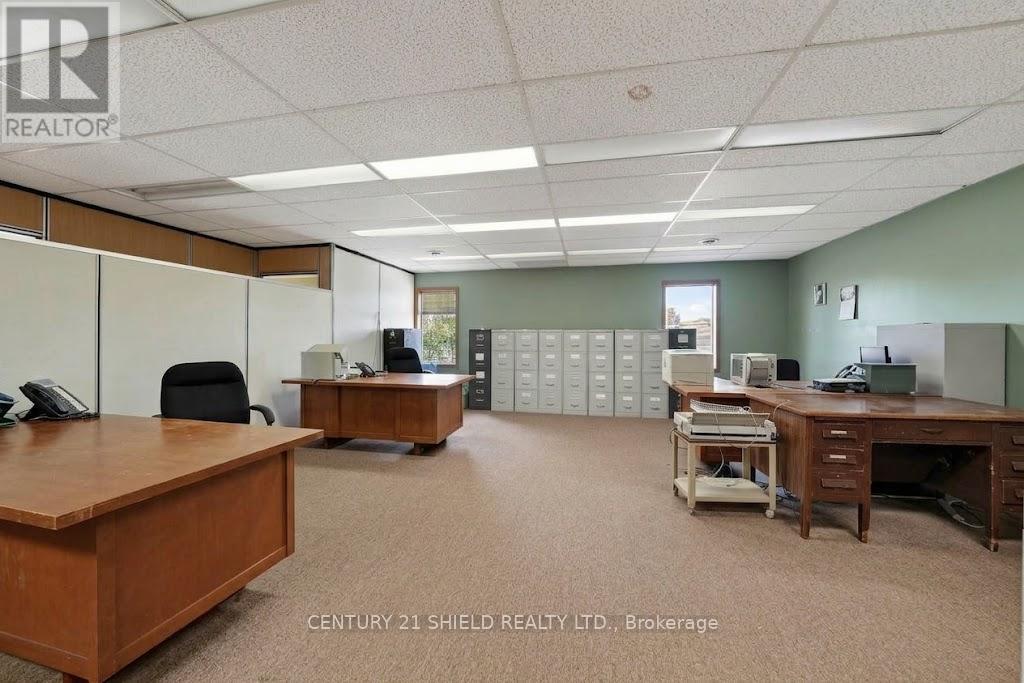 27 First Street E, Cornwall, ON