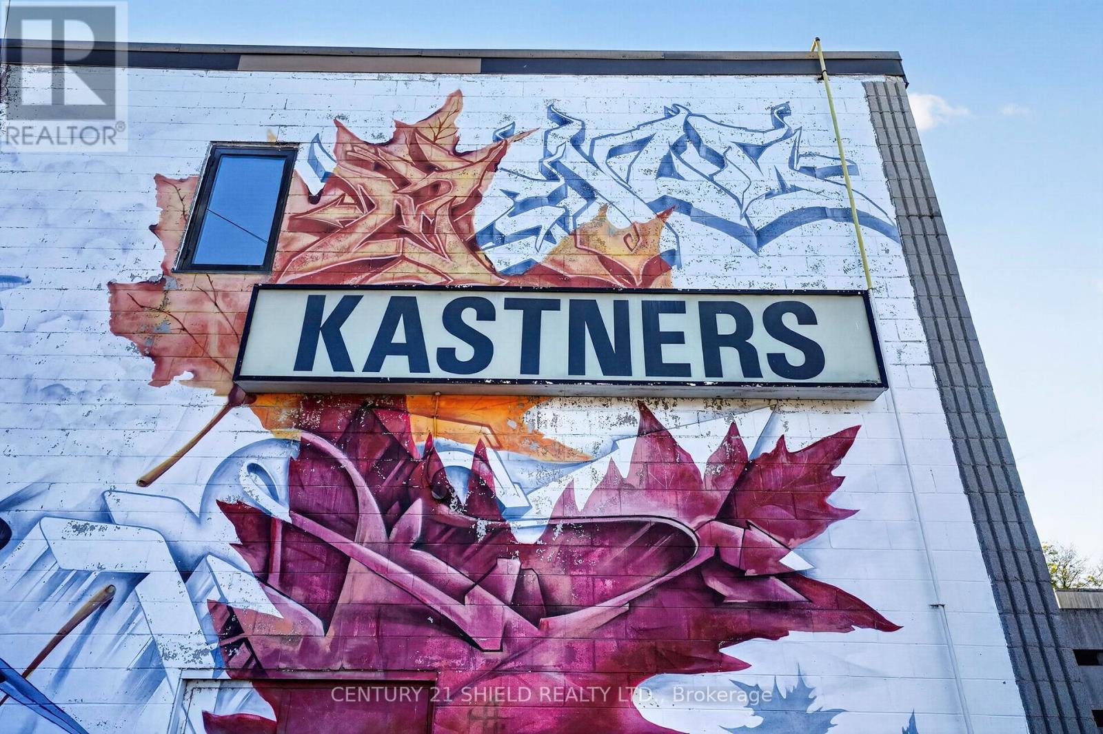27 First Street E, Cornwall, ON