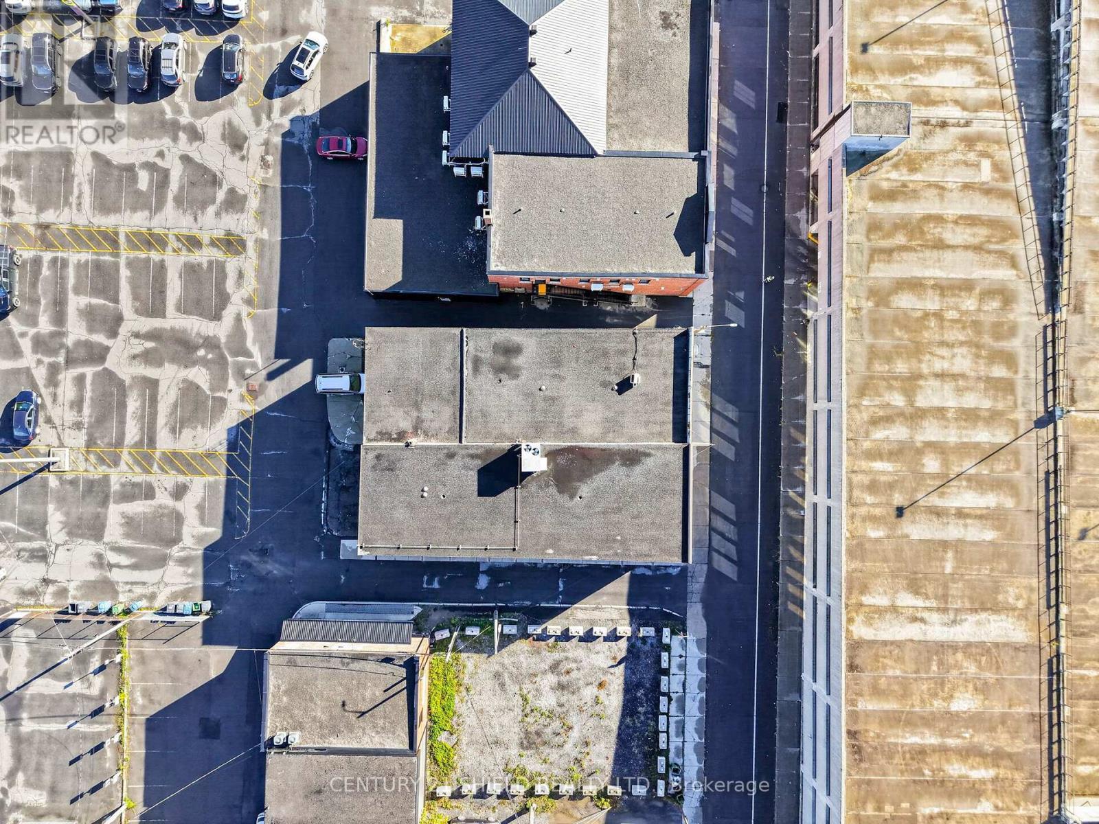 27 First Street E, Cornwall, ON