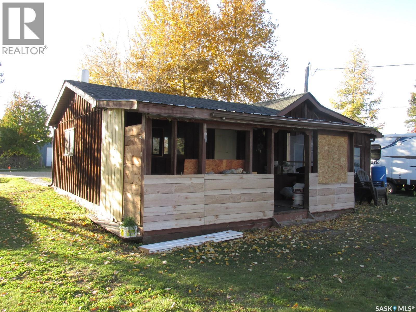 112 Rustad Avenue, White Fox, SK