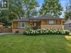 4255 LONGFELLOW Windsor, ON N9G 2B5