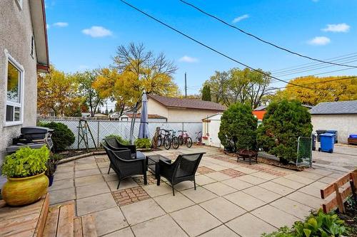135 Mcmeans Ave, Winnipeg, MB 