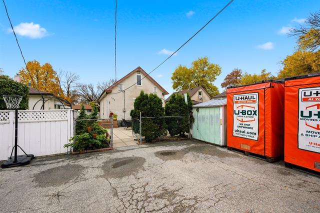 135 Mcmeans Ave, Winnipeg, MB