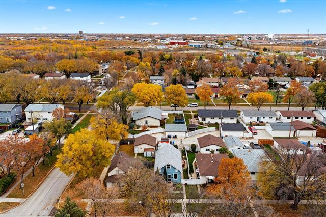 135 Mcmeans Ave, Winnipeg, MB
