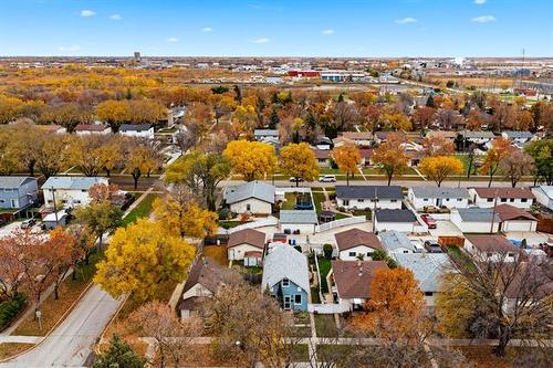 135 Mcmeans Ave, Winnipeg, MB 