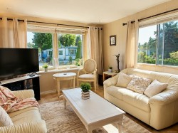 #6-2625 Mansfield Dr Courtenay, BC V9N 2M2