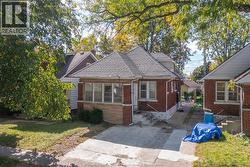 2137 YORK STREET Windsor, ON N8X 1W8