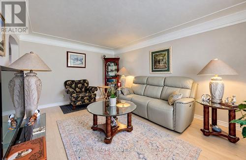 582 Grand Valley Drive, Cambridge, ON 