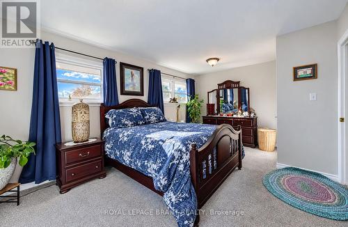 582 Grand Valley Drive, Cambridge, ON 
