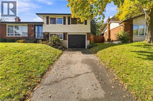 22 APPLEWOOD Crescent  Guelph, ON N1H 6B2