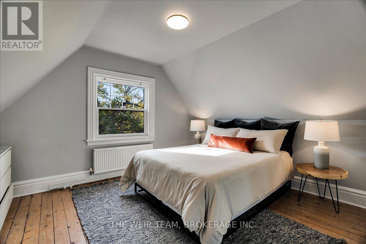 3rd floor primary suite - 1394 Queen Street E, Toronto, ON
