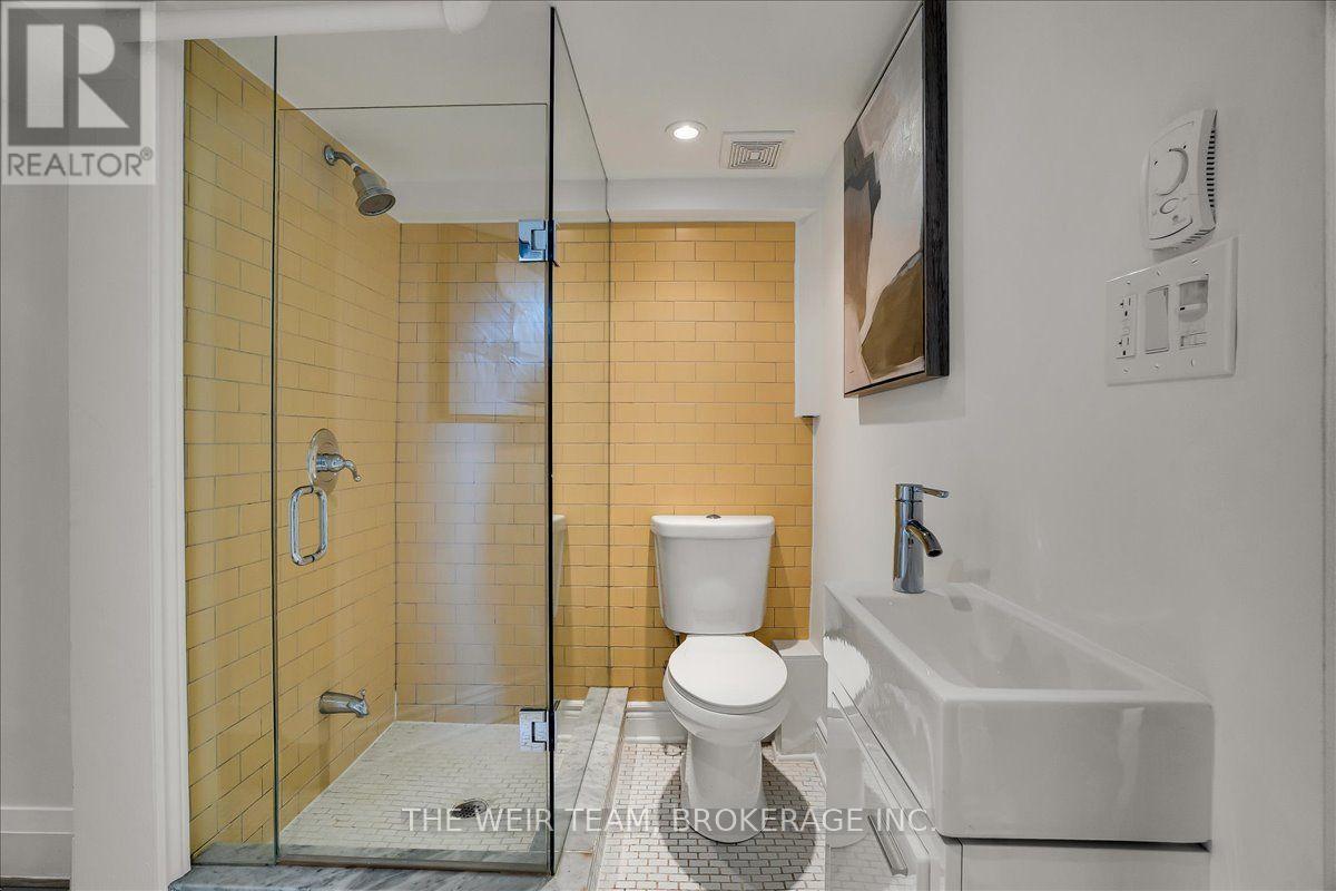 1394 Queen Street E, Toronto, ON