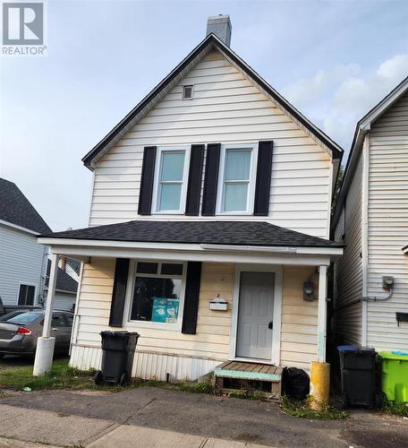 22 Manilla TER  Sault Ste. Marie, ON P6A 1J2