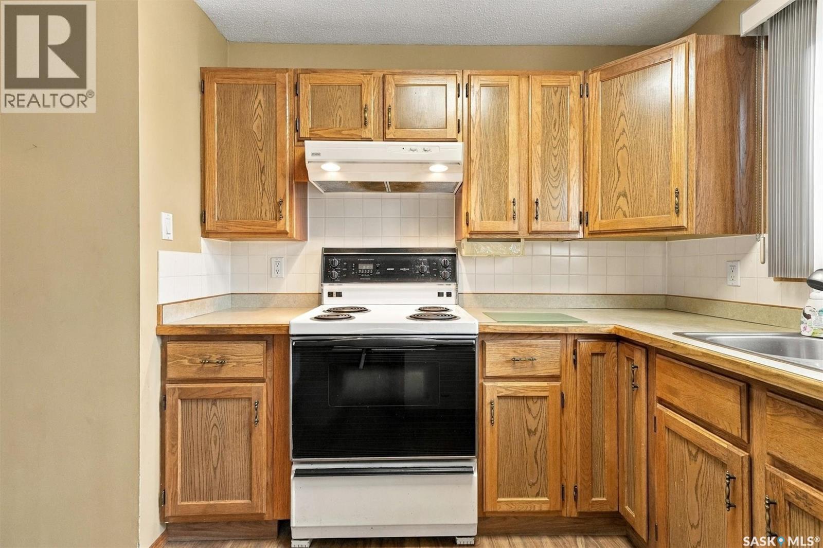 411 Nesbitt Way, Saskatoon, SK