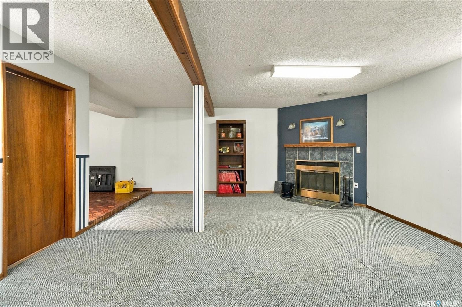 411 Nesbitt Way, Saskatoon, SK
