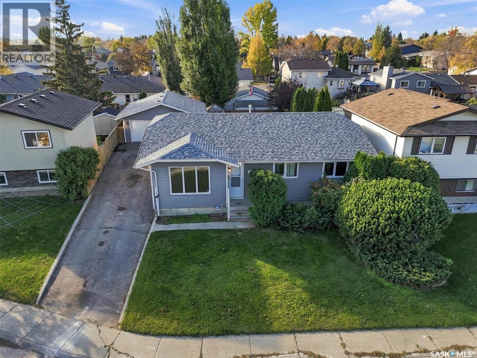 411 Nesbitt Way, Saskatoon, SK