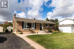 29 Routledge AVE Sault Ste. Marie, ON P6B 2X8