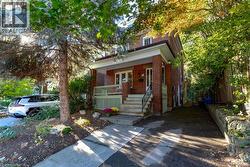 33 SOUTH Street  Hamilton, ON L8P 2W2