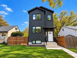 1059 Dudley AVE  Winnipeg, MB R3M 1R5