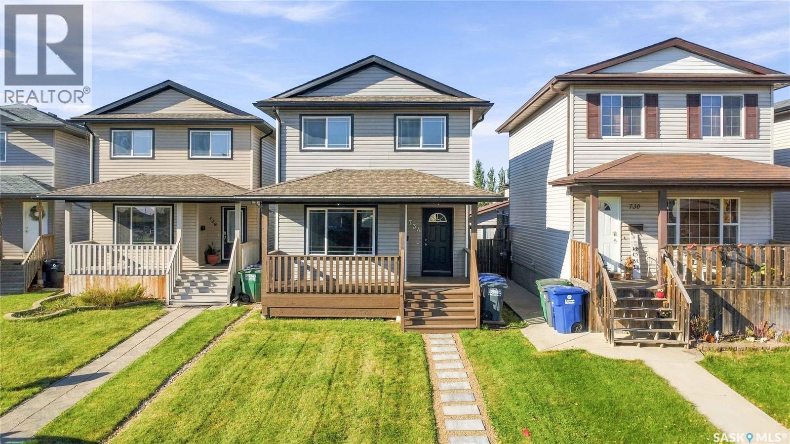 734 Lamarsh Lane, Saskatoon, SK