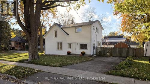 92 EAST GORE STREET  Stratford, ON N5A 3X5