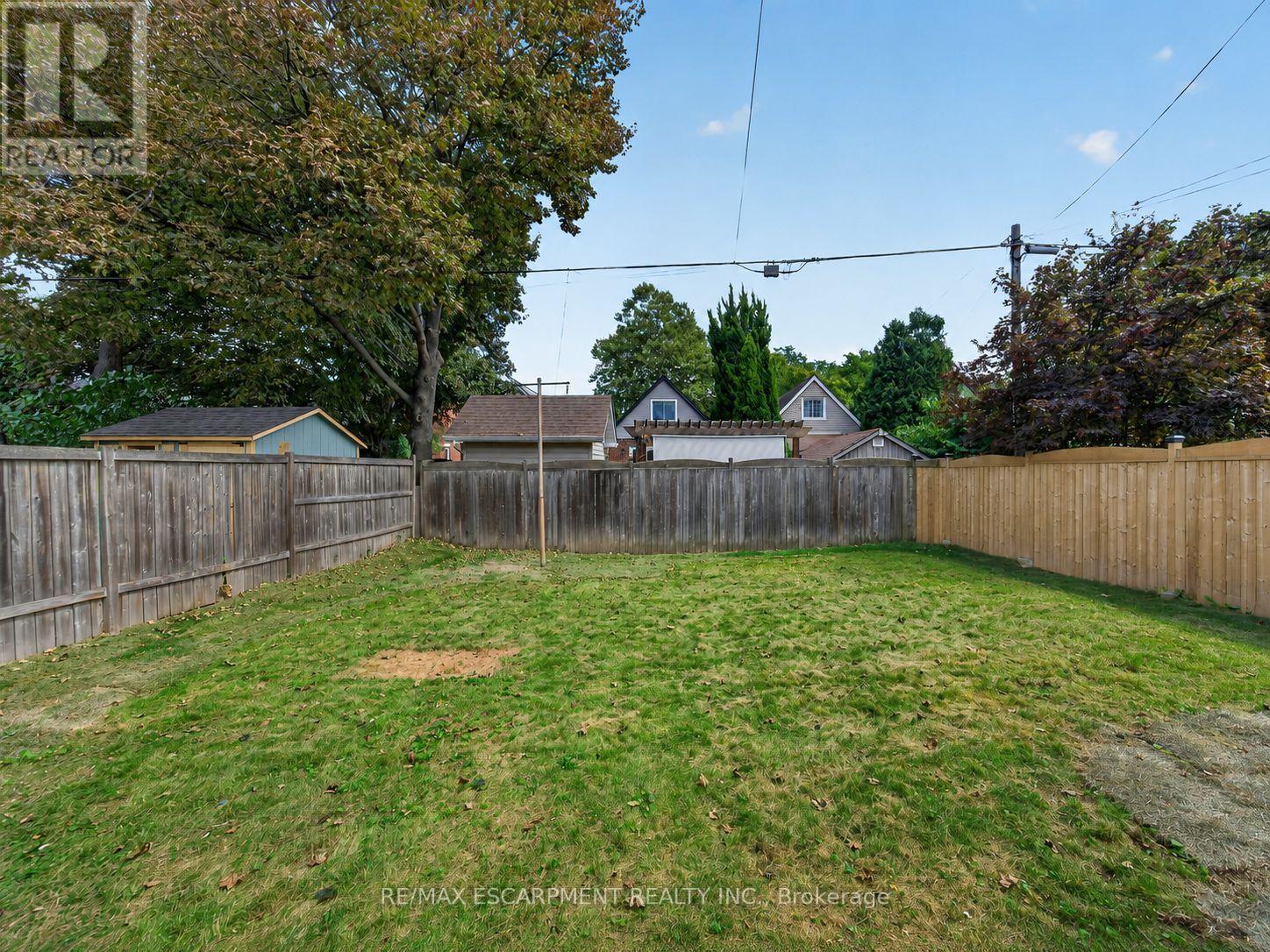 229 Park Row S, Hamilton, ON