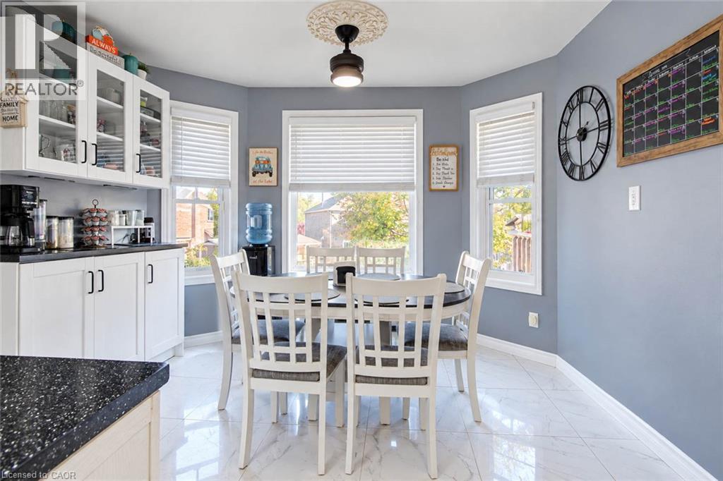 46 Robson Avenue, Cambridge, ON