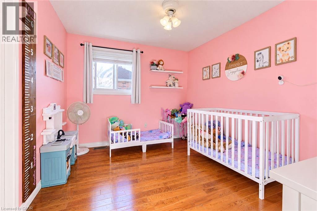46 Robson Avenue, Cambridge, ON