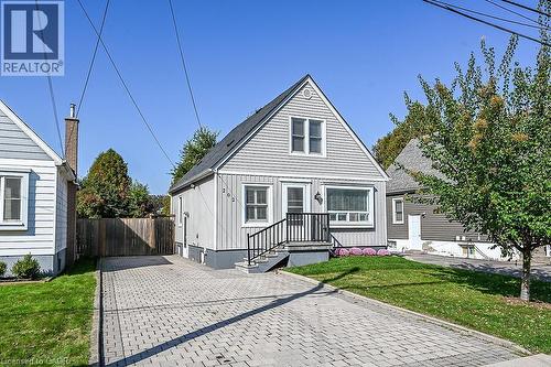 202 EAST 26TH Street  Hamilton, ON L8V 3C8