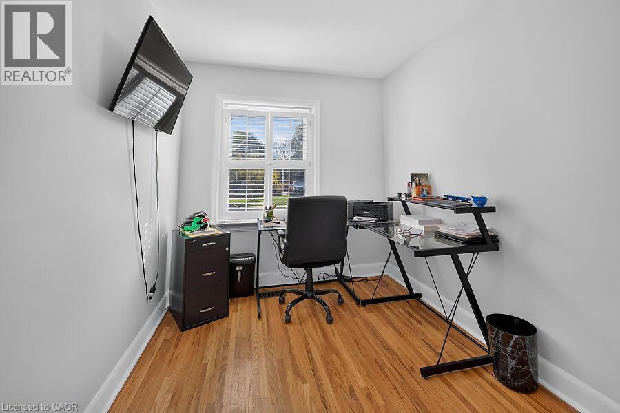 202 East 26Th Street, Hamilton, ON