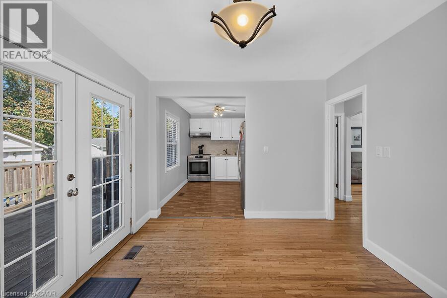 202 East 26Th Street, Hamilton, ON