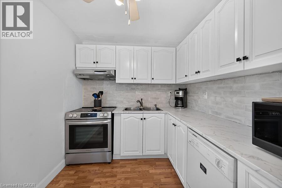 202 East 26Th Street, Hamilton, ON