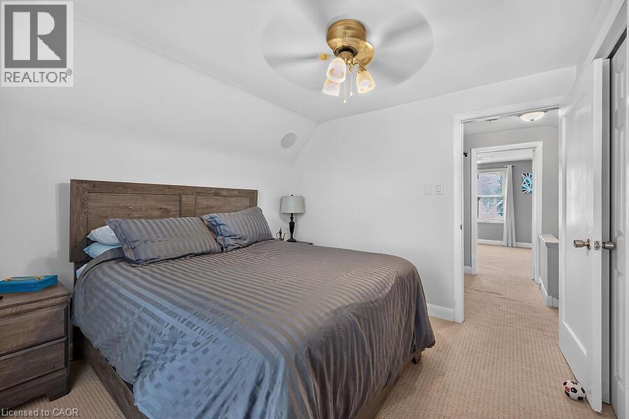 202 East 26Th Street, Hamilton, ON