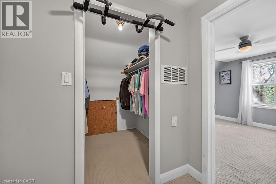 202 East 26Th Street, Hamilton, ON
