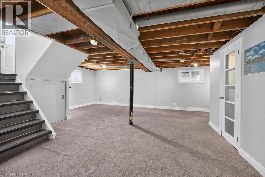 202 East 26Th Street, Hamilton, ON