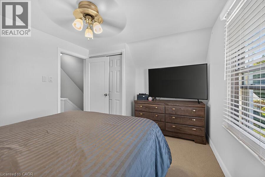 202 East 26Th Street, Hamilton, ON