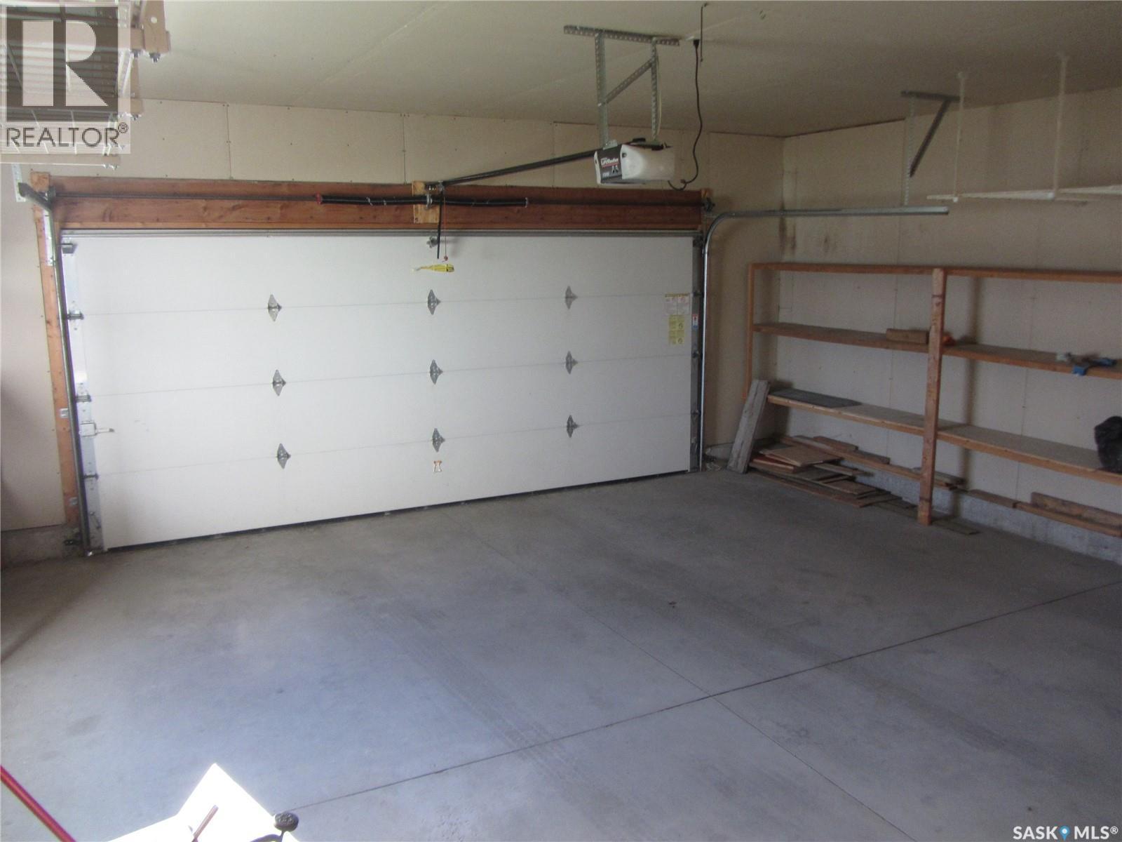 562 Blackburn Crescent, Saskatoon, SK