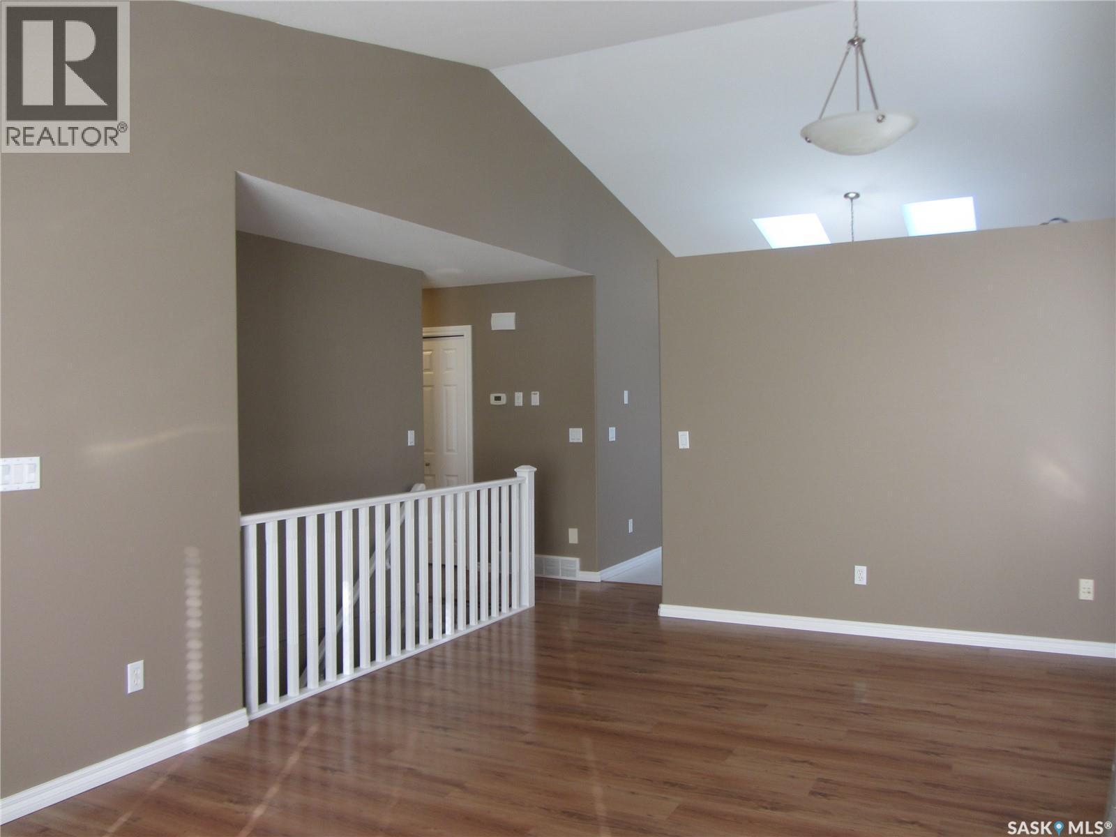 562 Blackburn Crescent, Saskatoon, SK