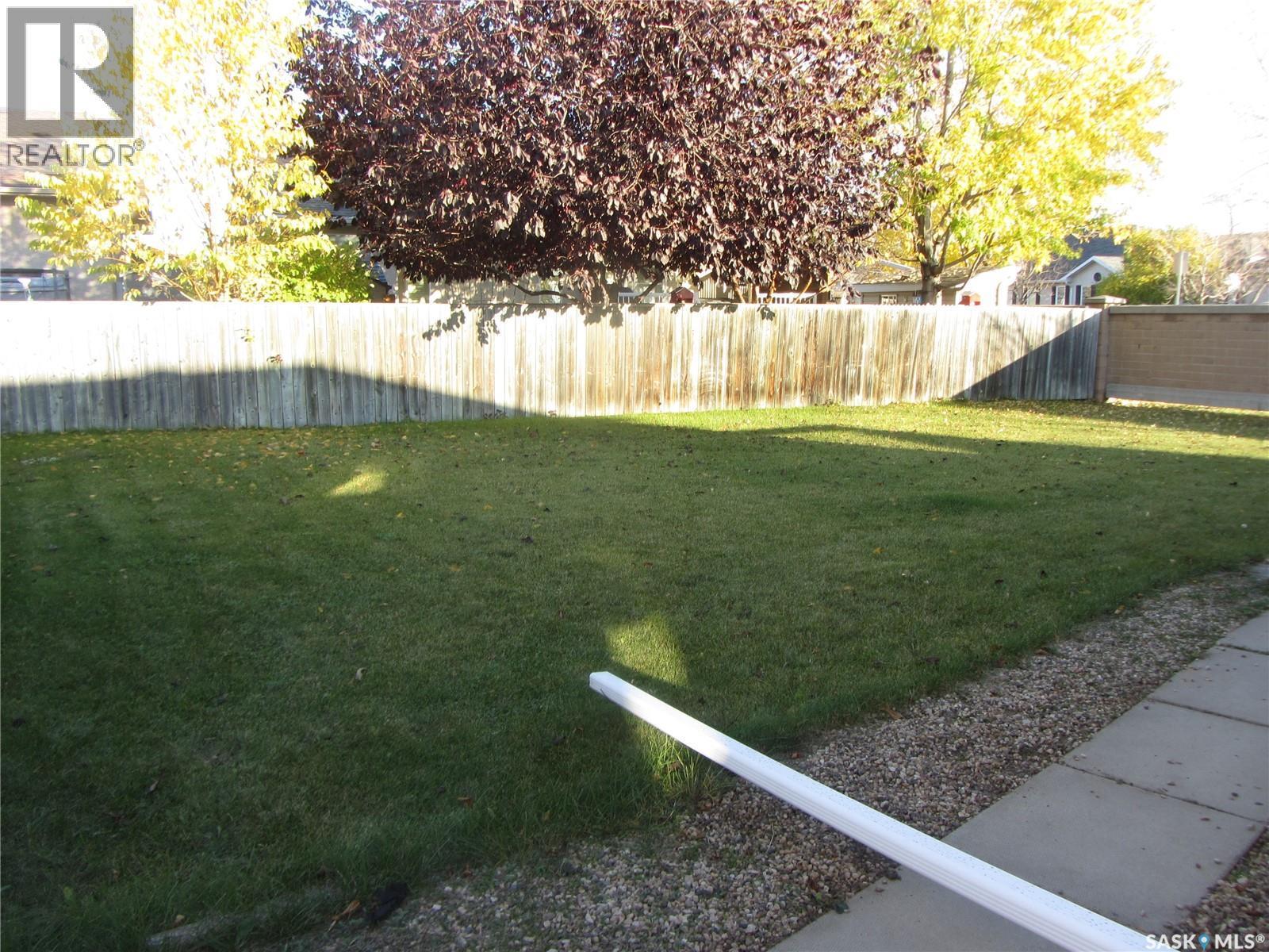 562 Blackburn Crescent, Saskatoon, SK