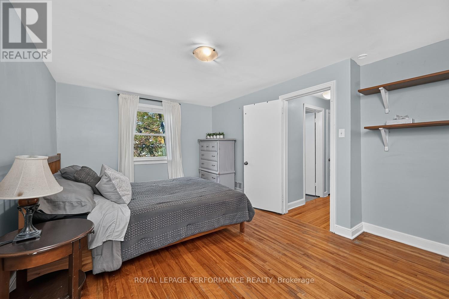 140 Begonia Avenue, Ottawa, ON