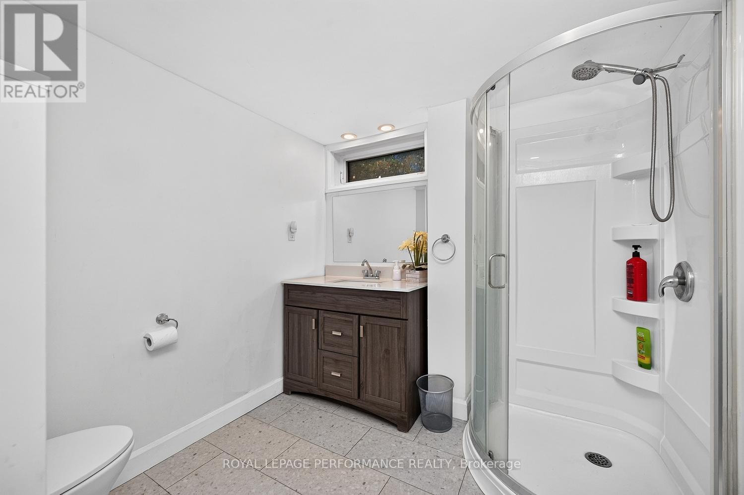 140 Begonia Avenue, Ottawa, ON