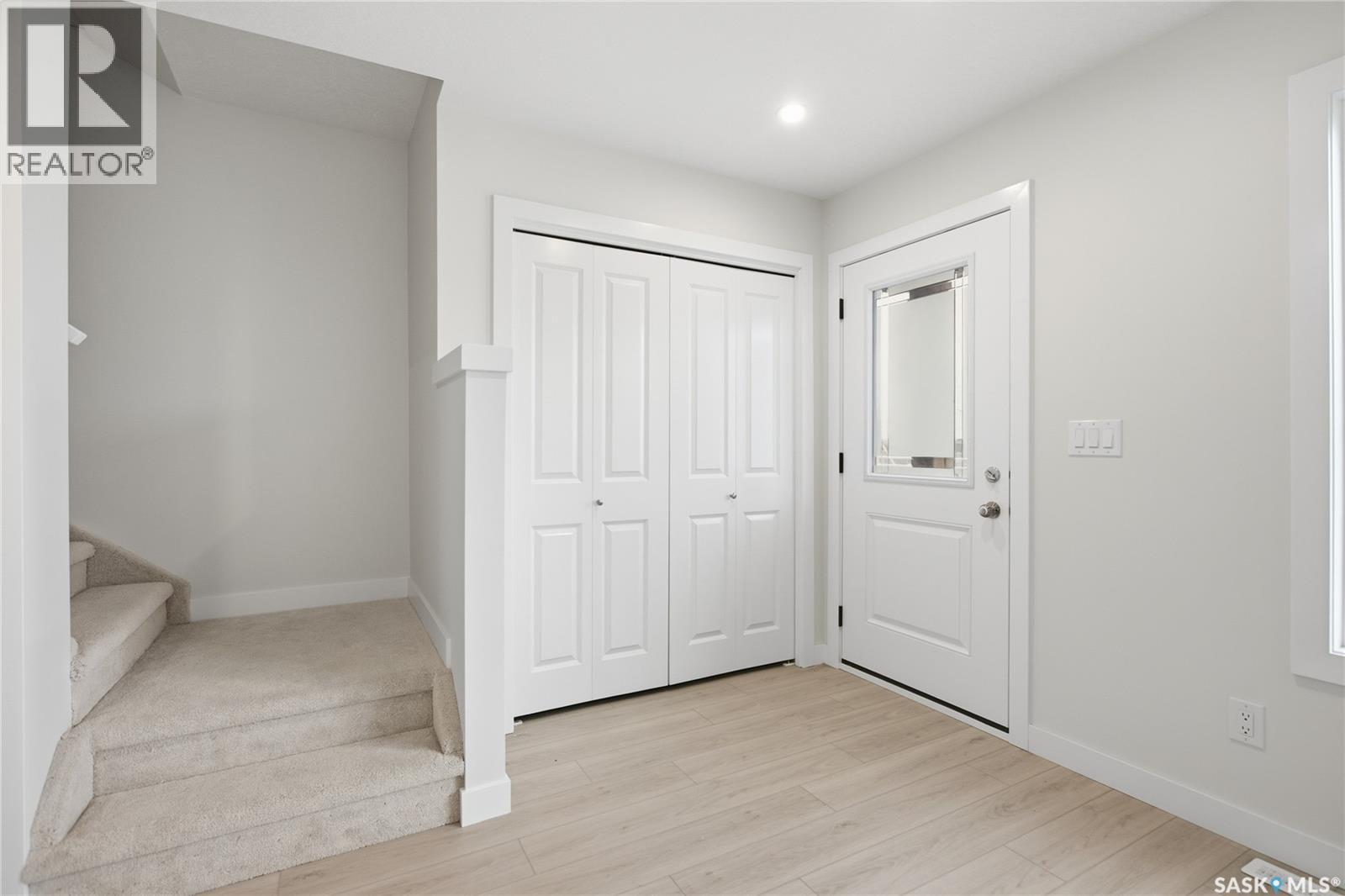 273 Mark Bend, Saskatoon, SK