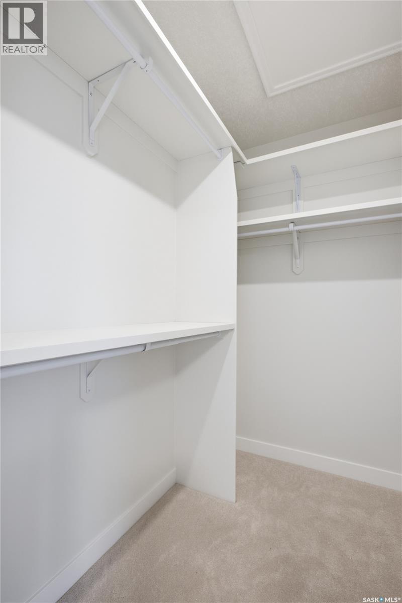 273 Mark Bend, Saskatoon, SK