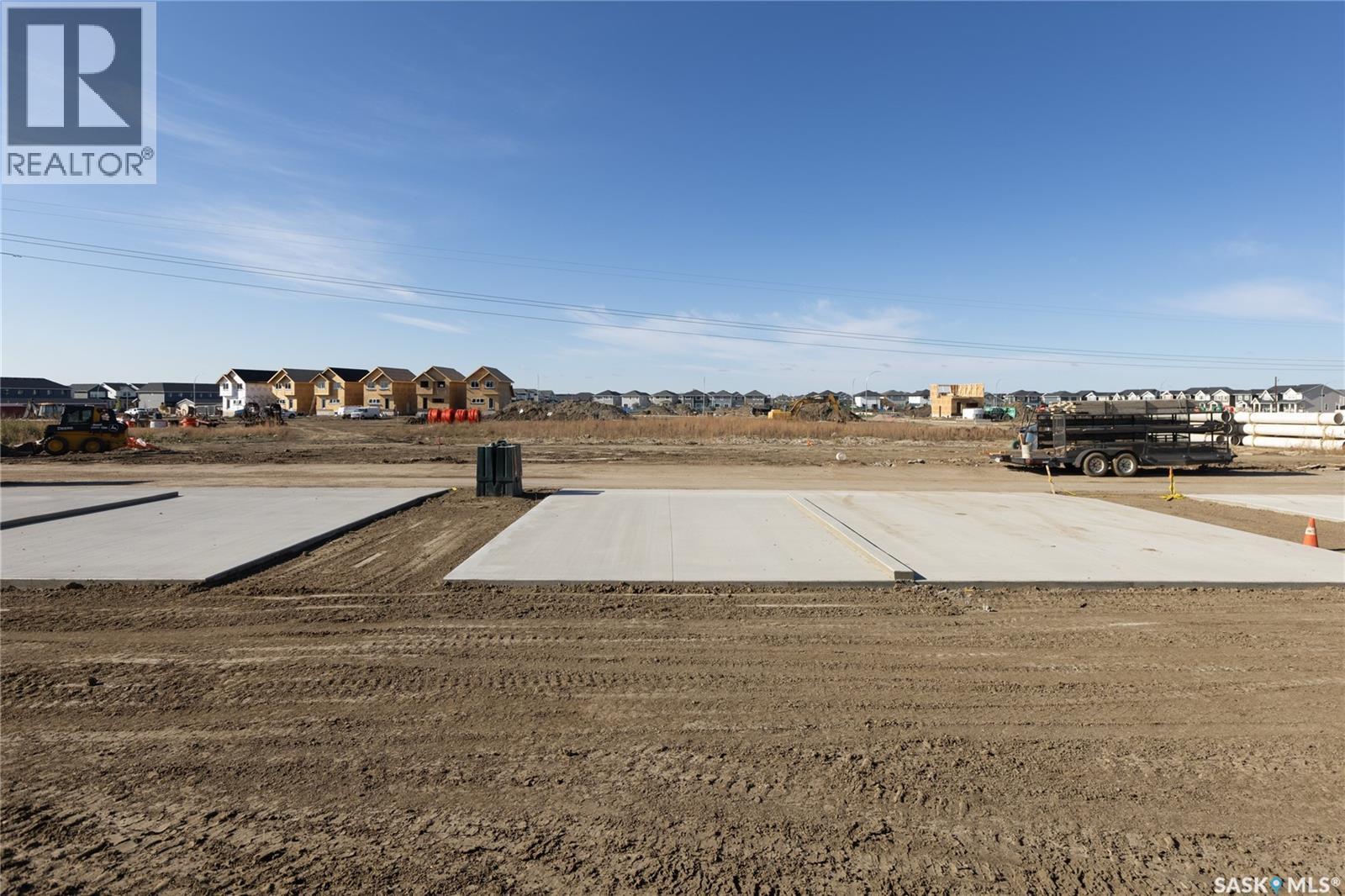 273 Mark Bend, Saskatoon, SK