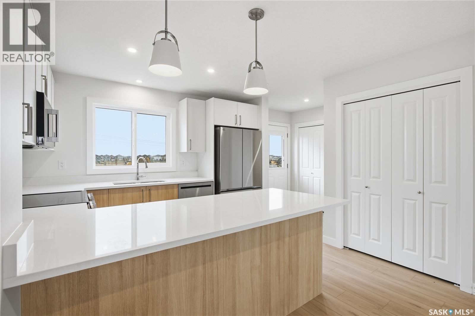 273 Mark Bend, Saskatoon, SK