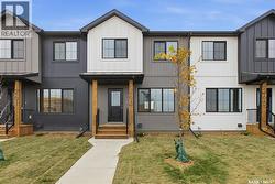 263 Mark BEND  Saskatoon, SK S7V 2B8
