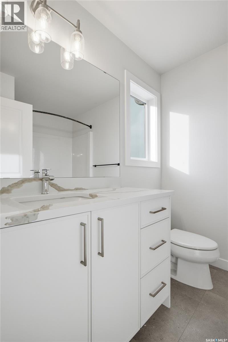 263 Mark Bend, Saskatoon, SK