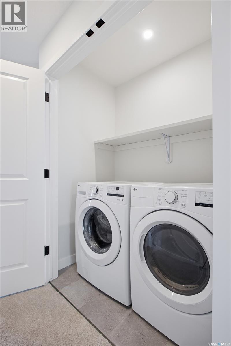 263 Mark Bend, Saskatoon, SK
